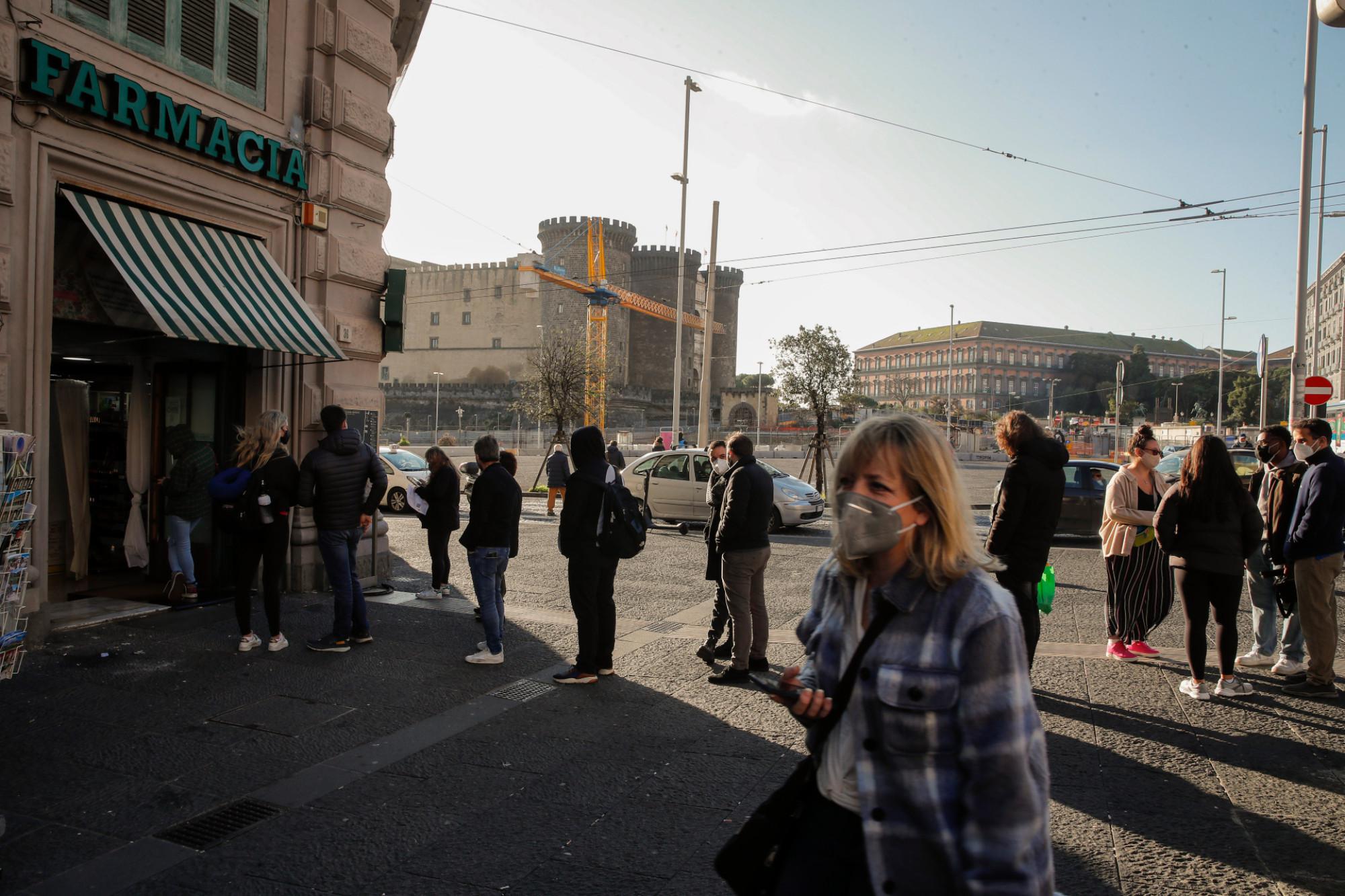 Zona gialla e zona arancione, ecco le regioni in bilico